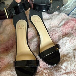 Elegant Black Patent Leather Women's Sandals